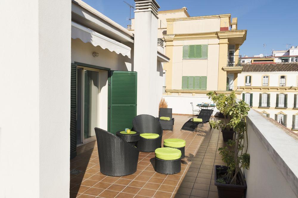 Living4Malaga Boutique Apartments Buitenkant foto